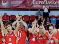 Женская сборная команда Беларуси вышла в четвертьфинал чемпионата Европы по баскетболу.