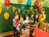 Никита Ковшик из Островца отпраздновал день рождения в спортивном зале