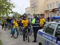 Колонна велосипедистов в Берестовице напомнила водителям о новых участниках движения
