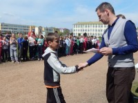 Стадион Ивьевской средней школы собрал 140 девчонок и мальчишек из 14 учебных заведений района
