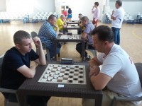 Две золотые медали - итог выступления международного  гроссмейстера из Волковыска  Игоря Михальченко на чемпионате Европы по шашкам-64
