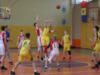 В Мостах прошло первенство Гродненской области по баскетболу