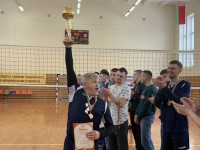 В Щучине завершились соревнования по волейболу «Золотой колос» среди мужских команд