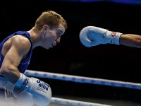 Евгений Кармильчик выиграл бронзовую медаль чемпионата мира по боксу в весовой категории до 48 кг