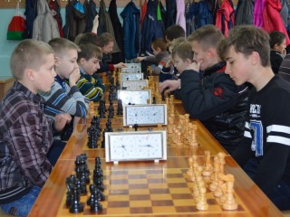 18-19 апреля в шахматно-шашечном клубе в Гродно встретятся 14 команд.