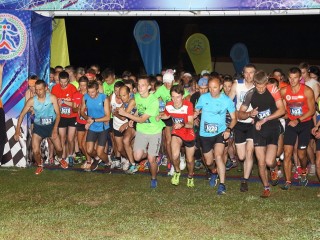 Более двухсот бегунов приняли участие в Гродненской ночной десятке