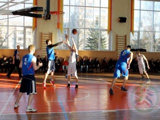 Одновременно с регулярным чемпионатом Беларуси в Гродно стартовал чемпионат Гродненской области среди мужских команд