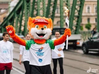 За неделю факел II Европейских игр прошел от Рима до Венгрии почти полторы тысячи километров