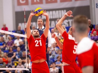 Впервые мужская и женская сборные команды Беларуси по волейболу пробились в решающий этап Золотой Евролиги