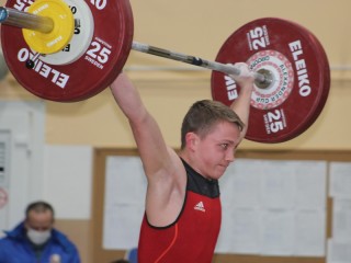 В Гродно проходит первенство Республики Беларусь по тяжелой атлетике среди юниоров