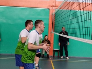 Сыграны матчи 1 круга чемпионата Гродненской области по волейболу среди мужских и женских команд
