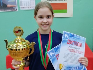 Александра Гриневич из Волковыска выиграла Республиканские соревнования по настольному теннису «Белые молнии»