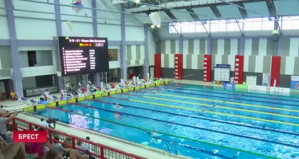 Пловцы разыграли награды чемпионата Республики Беларусь
