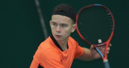 Юные теннисисты столицы принеманского края принимают гостей из Бреста, Минска и Пинска
