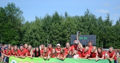 Хоккейная команда Ритм - обладатель Кубка страны по хоккею на траве среди женских команд