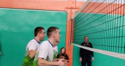 Сыграны матчи 1 круга чемпионата Гродненской области по волейболу среди мужских и женских команд